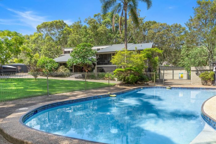 219 Pollock Ave, Wyong NSW 2259, Australia
