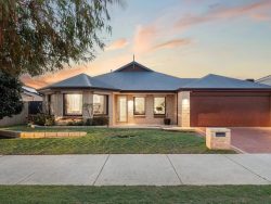 10 Frangista Rd, Butler WA 6036, Australia