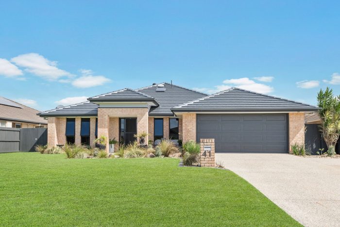 41 Barambah Cct, Warner QLD 4500, Australia