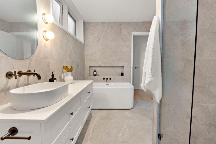 307 Lower Plateau Rd, Bilgola Plateau NSW 2107, Australia