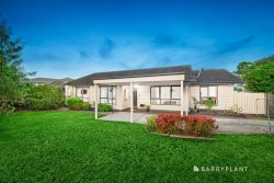 Unit 1/9 Selkirk Ave, Wantirna VIC 3152, Australia