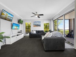 5 Whittaker Ct, Craignish QLD 4655, Australia