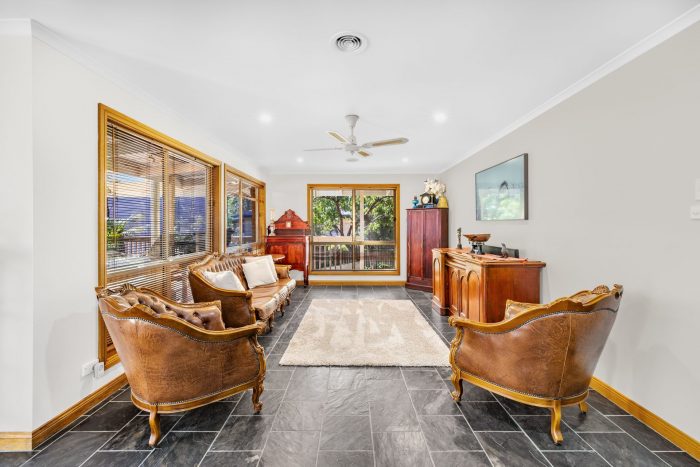 41 Stringybark Dr, Jerrabomberra NSW 2619, Australia