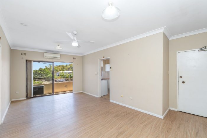 15/1-3 Warner Ave, Wyong NSW 2259, Australia