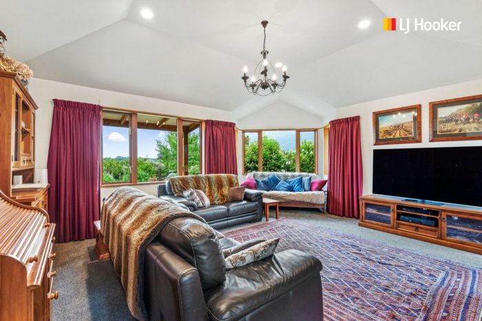 16 Woodside Road, Outram, Dunedin, Otago, 9073, New Zealand