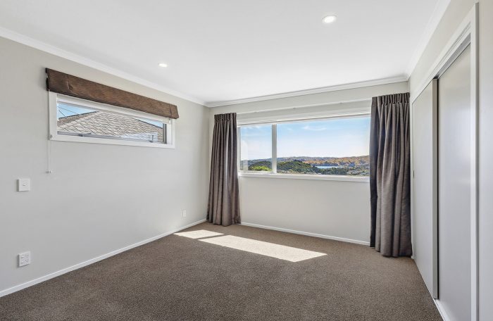 9A Madeira Close, Whitby, Porirua, Wellington, 5024, New Zealand