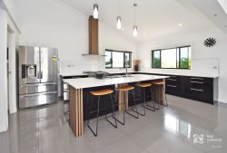 19 Alexandra Ave, Biloela QLD 4715, Australia