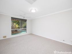 27 Allamanda Way, Forrestfield WA 6058, Australia