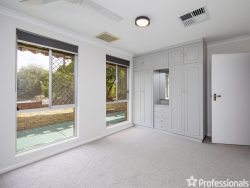 27 Allamanda Way, Forrestfield WA 6058, Australia