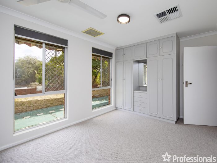 27 Allamanda Way, Forrestfield WA 6058, Australia