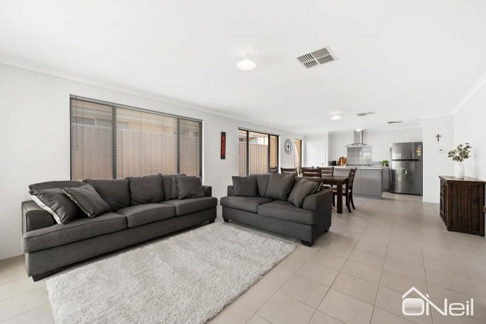 9 Annato Entrance, Byford WA 6122, Australia