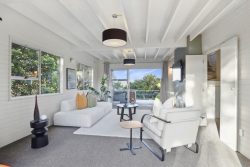 8 Arapito Road, Titirangi, Waitakere City, Auckland, 0604, New Zealand