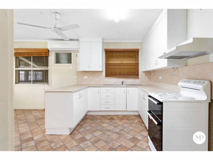 157 Denham Terrace, Allenstown QLD 4700, Australia