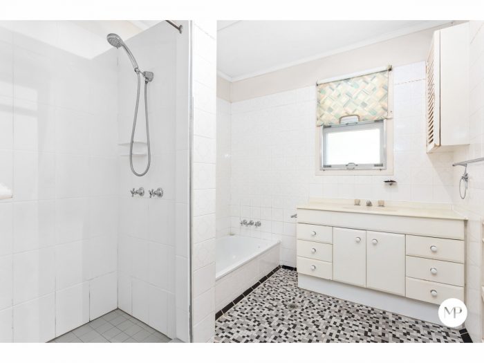 157 Denham Terrace, Allenstown QLD 4700, Australia