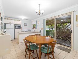 66B Amos St, Bonnells Bay NSW 2264, Australia