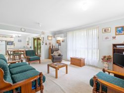 66B Amos St, Bonnells Bay NSW 2264, Australia