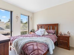 60B Sherriffs Rd, Morphett Vale SA 5162, Australia