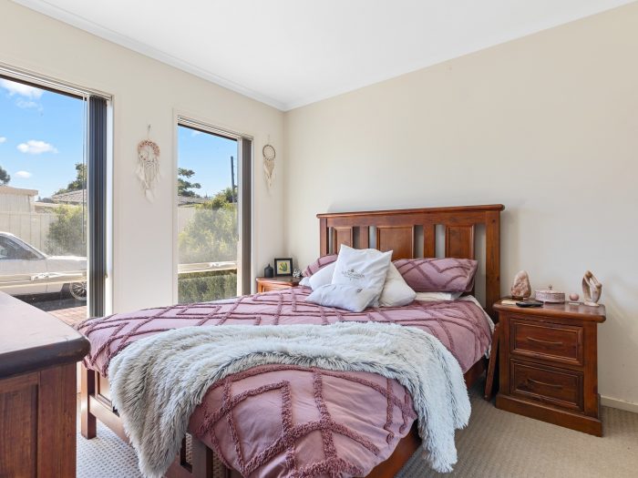 60B Sherriffs Rd, Morphett Vale SA 5162, Australia