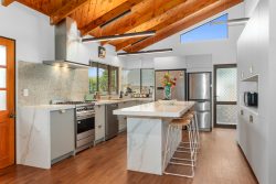 292B Western Hills Drive, Avenues, Whangarei, Northland 0110, New Zealand