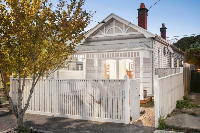 7 Barrow St, Brunswick VIC 3056, Australia