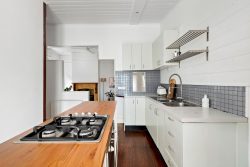 7 Barrow St, Brunswick VIC 3056, Australia