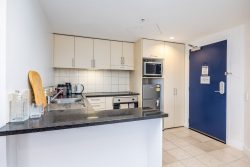 9-17 Byron Avenue, Takapuna, North Shore, Auckland, 0622, New Zealand