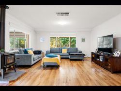 3 Caprea Blvd, Roleystone WA 6111, Australia