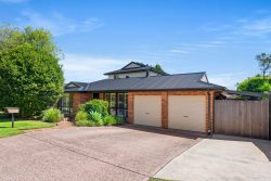 14 Carmel Cres, Kariong NSW 2250, Australia
