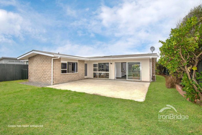 19 Palmers Road, New Brighton, Christchurch City, Canterbury, 8083, New Zealand