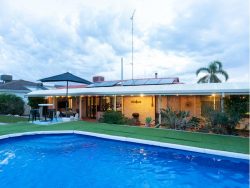 4 David St, Kelmscott WA 6111, Australia