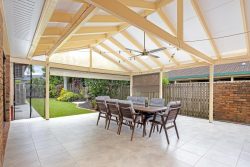 21 Dolphin St, Newport QLD 4020, Australia