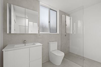 1 Dwyer Ave, Woy Woy NSW 2256, Australia