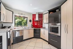 2 Iwanui Close, Waitara, New Plymouth, Taranaki, 4320, New Zealand