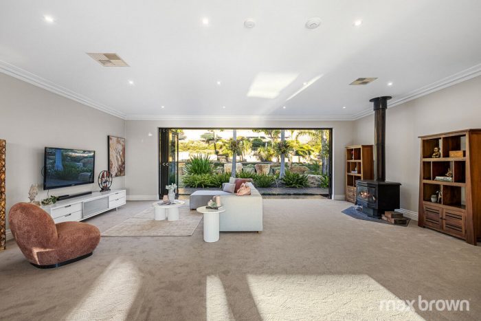 11 Taruna Rise, Montrose VIC 3765, Australia