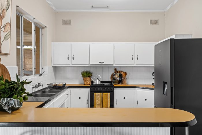 24 Errington St, Plympton SA 5038, Australia