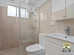 Unit 12/4 Forbes St, Warwick Farm NSW 2170, Australia