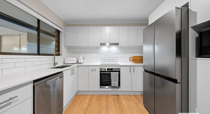 40 Gladewood Dr, Daisy Hill QLD 4127, Australia