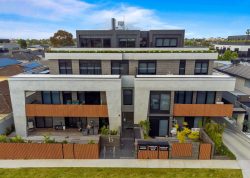 107/15 Hamilton Street Bentleigh, VIC 3204, Australia