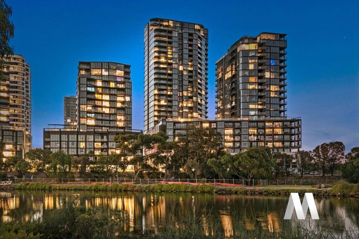1005/8 Joseph Road, Footscray VIC 3011, Australia