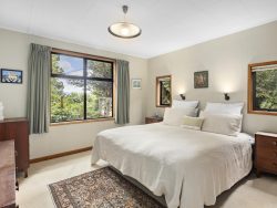 88 Howard Road, Point Howard, Eastbourne, Lower Hutt, Wellington, 5013, New Zealand