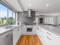 22 Kallaroo Rd, Brightwaters NSW 2264, Australia