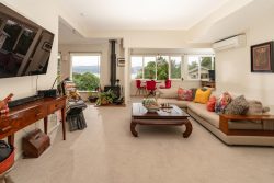 46 Fortification Road, Karaka Bays, Wellington, 6022, New Zealand