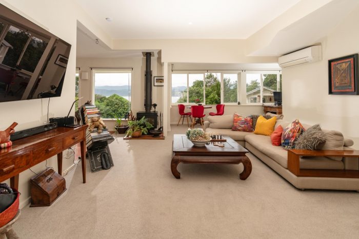 46 Fortification Road, Karaka Bays, Wellington, 6022, New Zealand