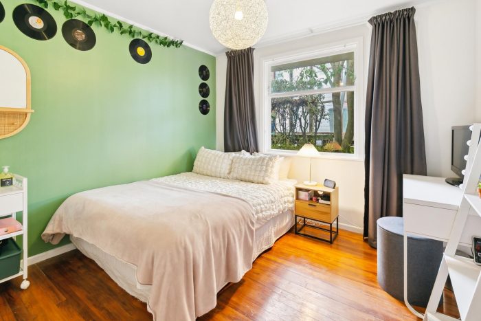36 Lynda Avenue, Paparangi, Wellington, 6037, New Zealand
