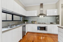 61A Henning Cres, Manning WA 6152, Australia