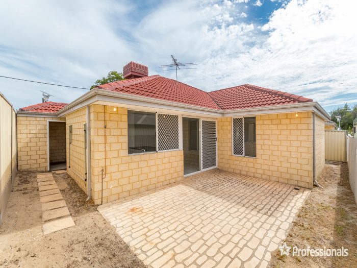 5 McIntosh St, Queens Park WA 6107, Australia