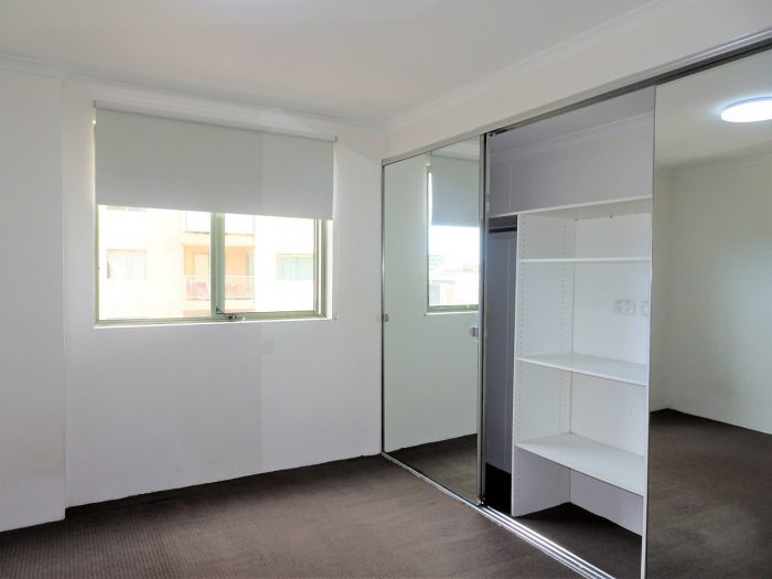 T2 806/600 Railway Parade, Hurstville NSW 2220, Australia