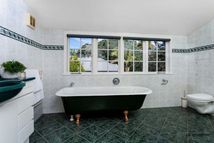 2 Minnehaha Avenue, Takapuna, North Shore City, Auckland, 0622, New Zealand