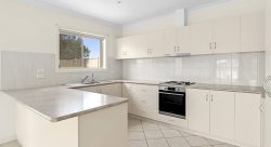 25 Nalara Ave, Loxton SA 5333, Australia