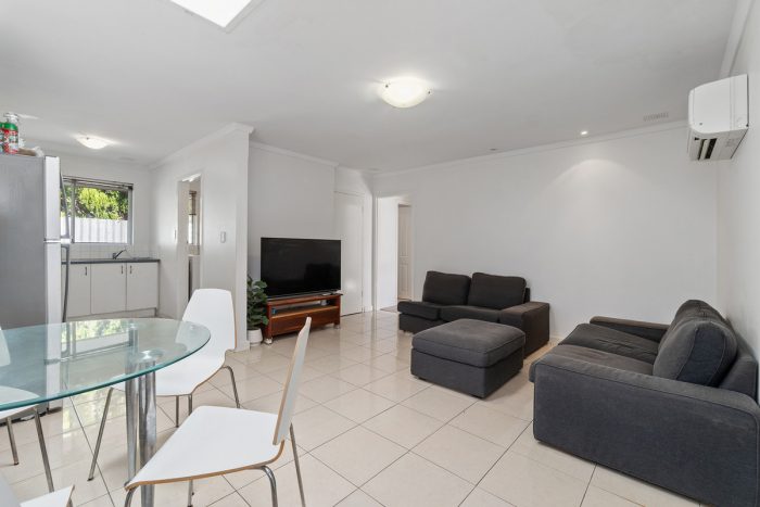 19A Pola St, Dianella WA 6059, Australia